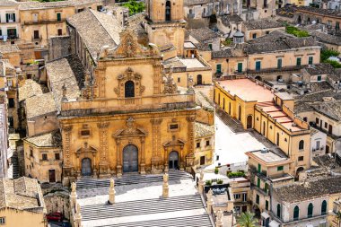 İtalya, Sicilya 'nın güneyindeki Val di Noto' da Modica 'nın mimarisi