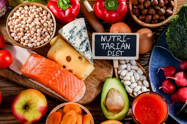 Livsmedelsprodukter Som Representerar Den Nutritära Kosten Och Som Kan Förbättra — Stockfoto
