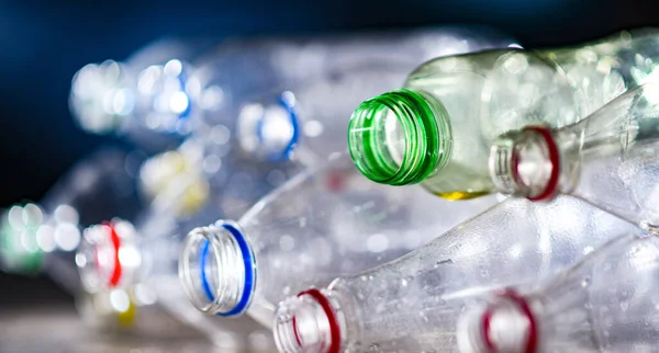 Puste Butelki Napojach Gazowanych Odpady Tworzyw Sztucznych — Zdjęcie stockowe