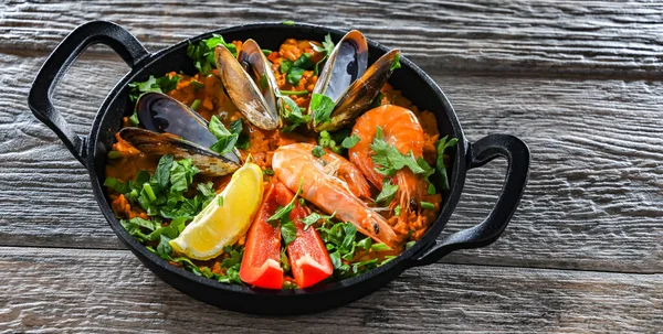 Seafood Paella Served Cast Iron Pan — 스톡 사진