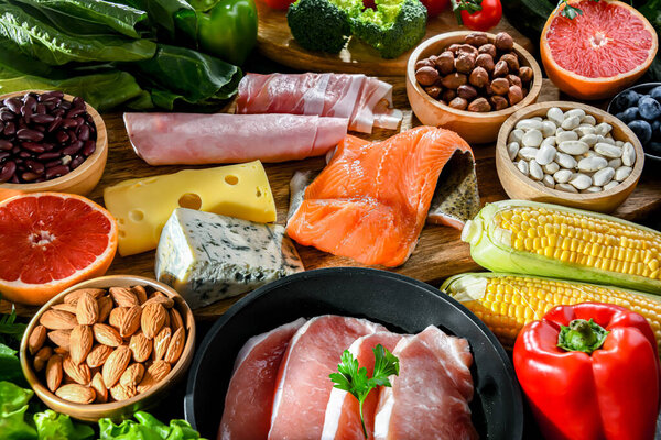 Низкоуглеводные диетические продукты рекомендуются для похудения.