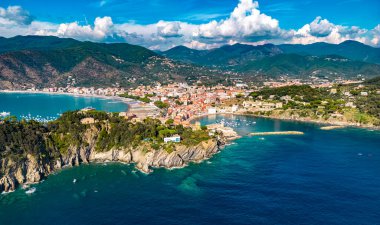 Sestri Levante 'deki Sessizlik Körfezi' nin havadan görünüşü, Liguria, İtalya