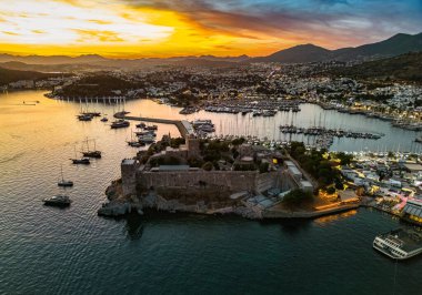 Türkiye 'nin Mugla ilindeki Bodrum' un hava manzarası.