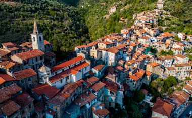 Apricale Imperia Eyaleti, Liguria, İtalya için görünümünü.