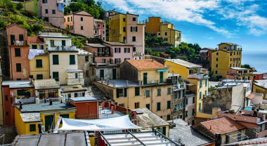 RIOMAGGIORE, ITA - 17 SEP 2023: Liguria, İtalya 'da Riomaggiore Mimarisi