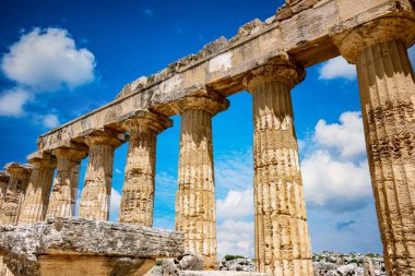 Selinunte 'deki Hera Tapınağı, İtalya' nın Sicilya 'nın güneybatı kıyısındaki antik bir Yunan şehri.
