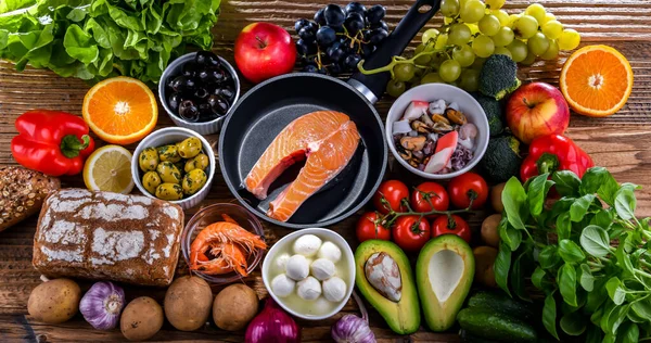 Food Products Representing Mediterranean Diet Which May Improve Overall Health — Stock Photo, Image