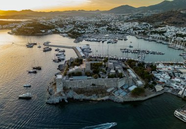 Türkiye 'nin Mugla ilindeki Bodrum' un hava manzarası.
