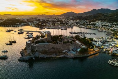 Türkiye 'nin Mugla ilindeki Bodrum' un hava manzarası.