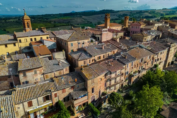 Torrita di Siena 'nın havadan görünüşü, İtalya' nın Tuscany eyaletinde bir komündür.