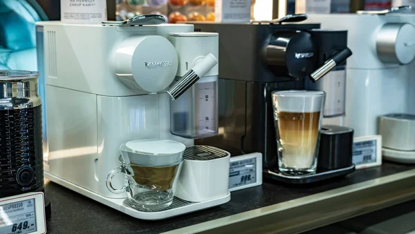 Poznan Pol Dec 2023 Nespresso Coffee Makers Put Sale Store — Stock Photo, Image