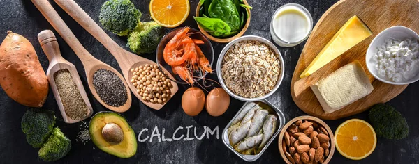 Kalsiyum açısından zengin gıda ürünleriyle bileşim.