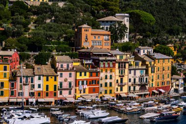 PORTOFINO, ITA - SEP 15, 2023: Liguria, İtalya 'da Portofino mimarisi