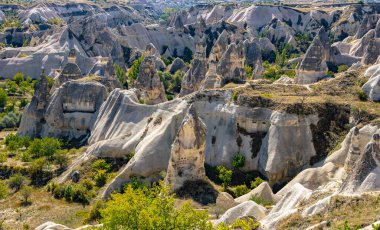Kapadokya 'nın Nevsehir ilindeki Goreme manzarası.
