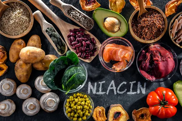Voedingsmiddelen Rijk Aan Niacine Aanbevolen Als Voedingssupplement Voor Het Reguleren — Stockfoto