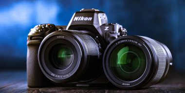 POZNAN, POL - 26 Ocak 2024: Nikon Z 8, Nikon tarafından üretilen üst düzey aynasız kamera