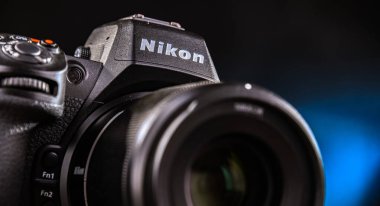 POZNAN, POL - 26 Ocak 2024: Nikon Z 8, Nikon tarafından üretilen üst düzey aynasız kamera