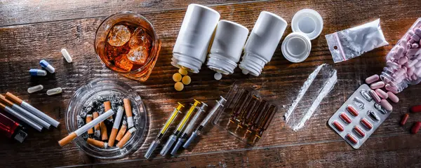 Addictive Substances Including Alcohol Cigarettes Drugs — Stock Photo, Image