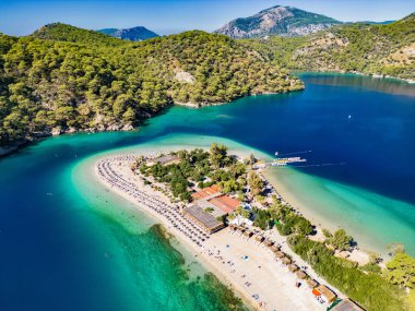 Mugla ilinin Fethiye ilçesine bağlı Oludeniz hava manzarası