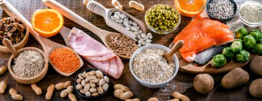 Tiamin veya B1 vitamini açısından zengin gıda ürünleri bileşimi