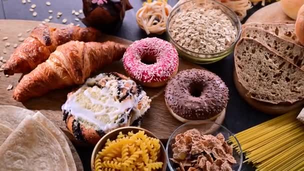 Różnorodność Produktów Spożywczych Zawierających Gluten — Wideo stockowe