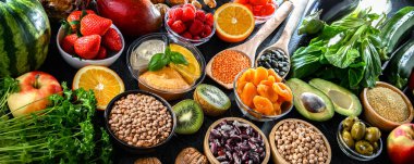 Vegan diyeti temsil eden gıda ürünleri. Vejetaryenlik.