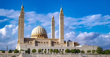 Nizwa Sultan Qaboos Camii, Umman