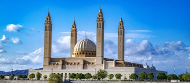 Nizwa Sultan Qaboos Camii, Umman