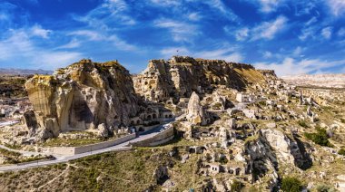 Kapadokya 'nın Nevsehir ilindeki Urgup manzarası.