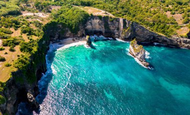 Endonezya 'nın Nusa Penida Adası' ndaki Korawa Plajı