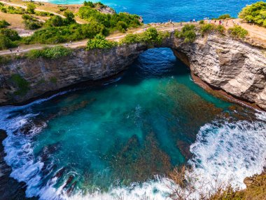 Endonezya 'nın Nusa Penida Adası' ndaki Kırık Plaj Havalimanı