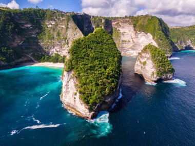 Endonezya 'nın Nusa Penida Adası' ndaki Kelingking Plajı
