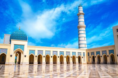 Umman, Sohar 'daki Sultan Qaboos Büyük Camii
