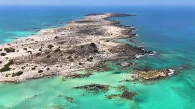 Elafonisi plajının havadan görünüşü, Girit, Yunanistan