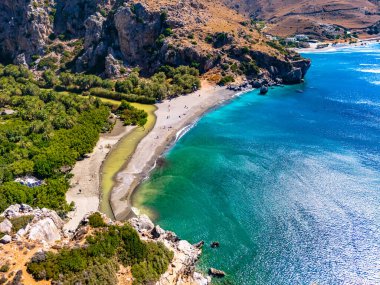 Yunanistan 'ın Girit bölgesinin Rethymno bölgesindeki Agios Vasilios belediyesine bağlı Preveli Plajı' nın hava manzarası