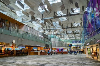 SINGAPORE - 13 Mayıs 2024: Singapur 'daki Changi Havaalanı