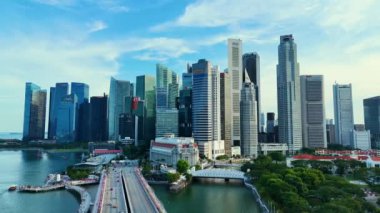 SINGAPORE - 10 Mayıs 2024 Singapur Rıhtımı İş Mimarisi