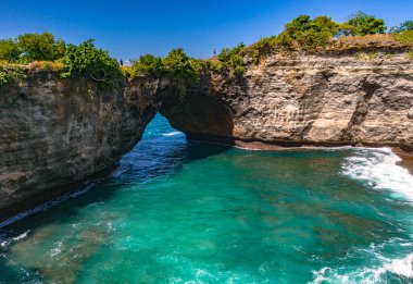 Endonezya 'nın Nusa Penida Adası' ndaki Kırık Plaj Havalimanı