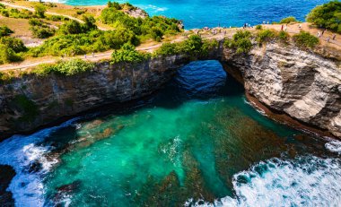 Endonezya 'nın Nusa Penida Adası' ndaki Kırık Plaj Havalimanı