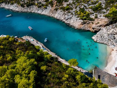 Porto Vromi Plajı, Zakynthos kıyısı, Yunanistan 'ın İyon Adaları