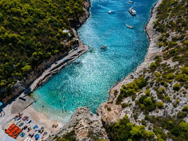 Porto Vromi Plajı, Zakynthos kıyısı, Yunanistan 'ın İyon Adaları