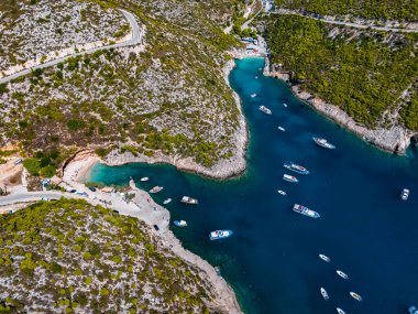 Porto Vromi Plajı, Zakynthos kıyısı, Yunanistan 'ın İyon Adaları