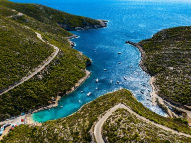 Porto Vromi Plajı, Zakynthos kıyısı, Yunanistan 'ın İyon Adaları