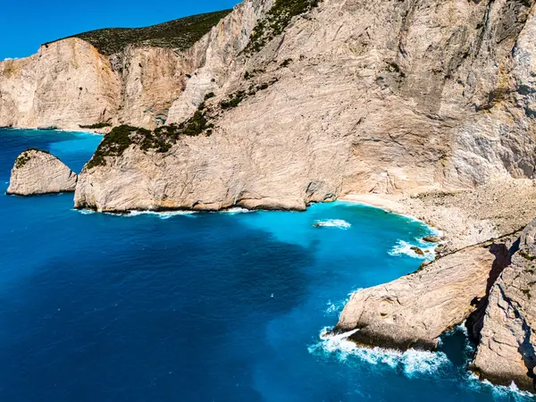 Yunanistan 'ın İyon Adaları' ndaki Zakynthos sahilinde beyaz plaj