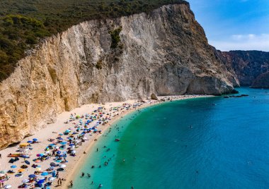 Porto Katsiki Plajı, Lefkada kıyısı, Yunanistan 'ın İyon Adaları