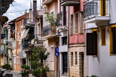 IOANNINA, GREECE - SEP 1, 2024: Yunanistan 'ın kuzeybatısındaki Ioannina, Epirus mimarisi