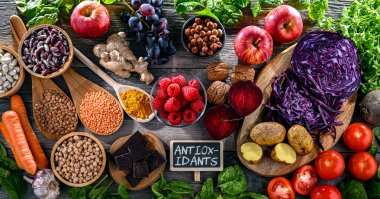 Antioksidan açısından zengin gıdalar. Sağlıklı beslenme