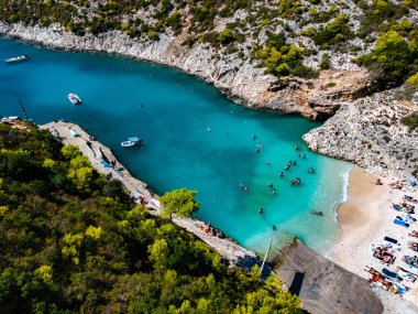 Porto Vromi Plajı, Zakynthos kıyısı, Yunanistan 'ın İyon Adaları