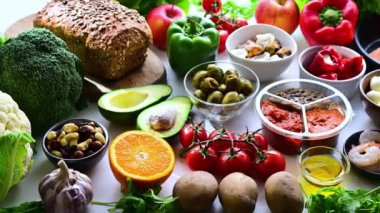 Akdeniz diyetini temsil eden gıda ürünleri