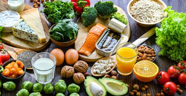 Osteoporoz ve sağlıklı kemikler için önerilen gıda ürünleri.